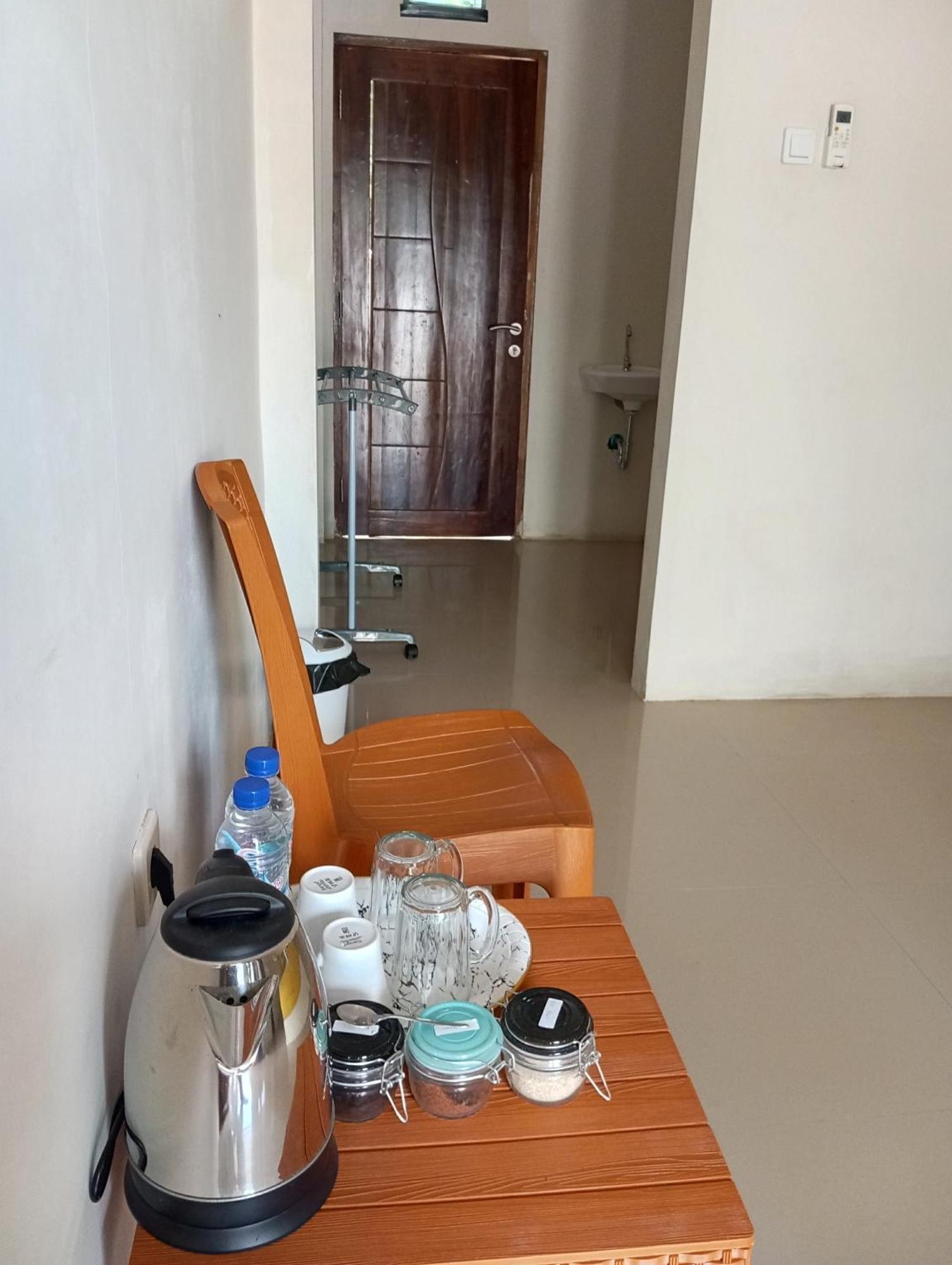 Wl Guesthouse Лабуан-Баджо Екстер'єр фото