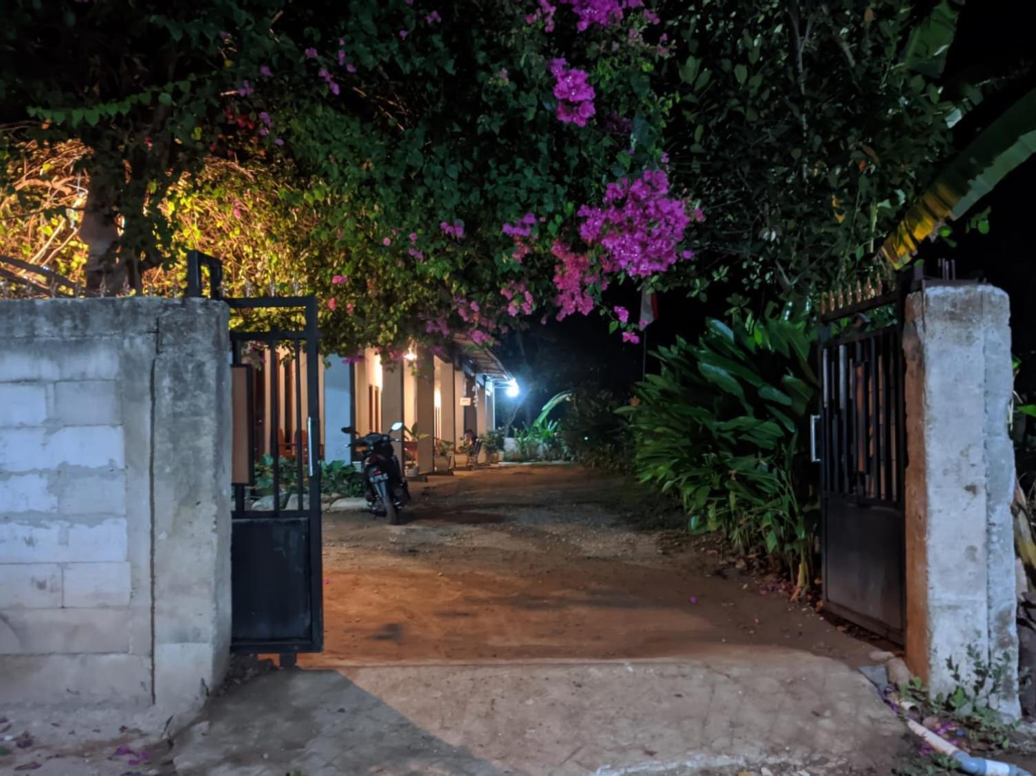 Wl Guesthouse Лабуан-Баджо Екстер'єр фото