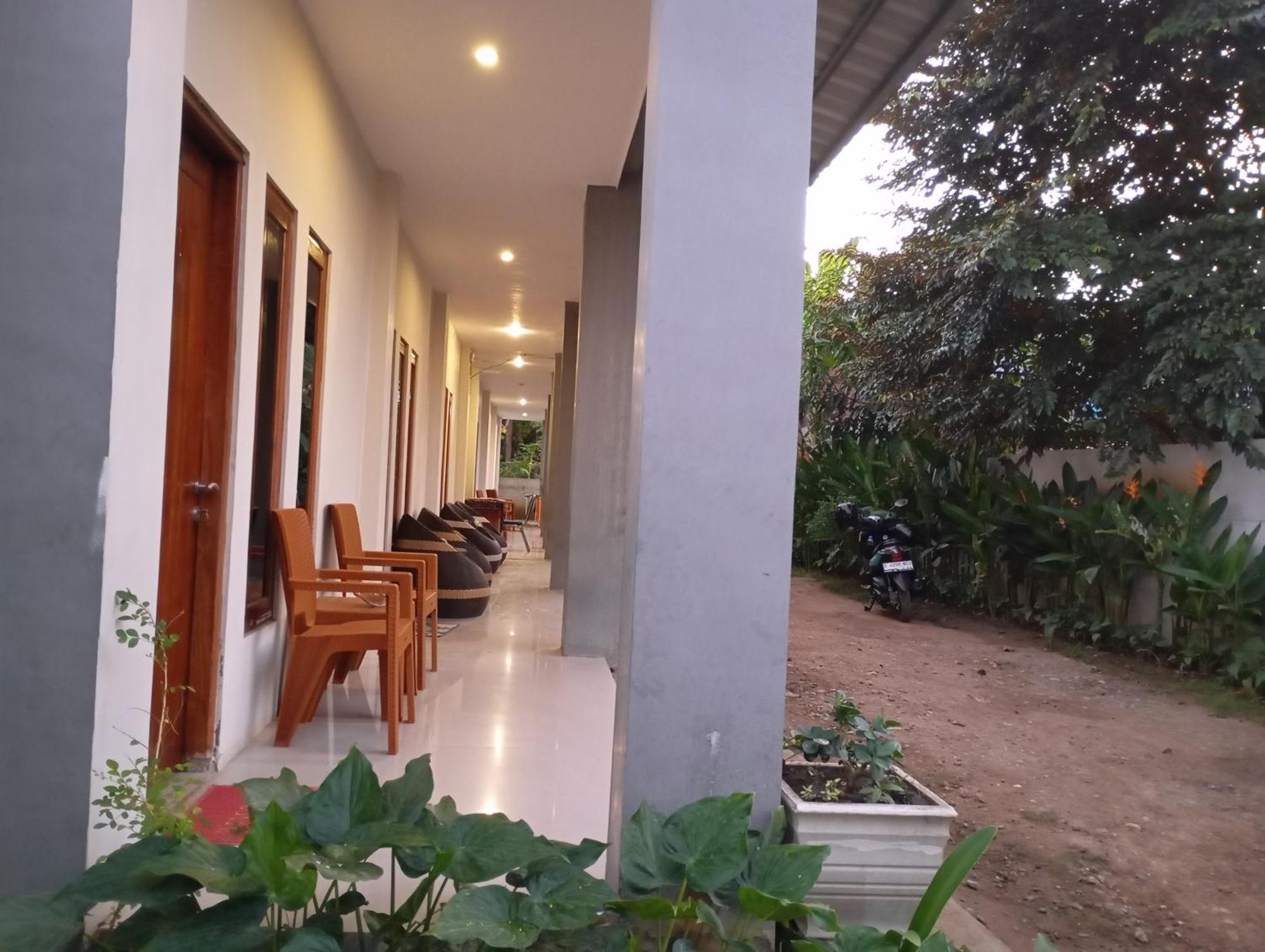 Wl Guesthouse Лабуан-Баджо Екстер'єр фото